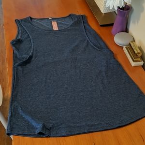 Liu & Qu Activewear Top